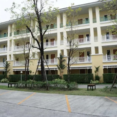Отель The One Residence парковка