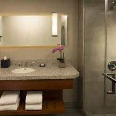 Loews Hollywood Hotel 4* Стандартный номер с различными типами кроватей фото 4