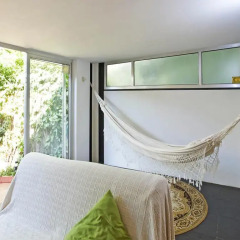 Апартаменты Apartment with Small Garden комната для гостей фото 4