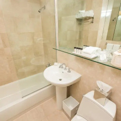Bentley Hotel 4* Стандартный номер разные типы кроватей фото 3