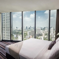 Отель The Continent Bangkok by Compass Hospitality 4* Номер категории Премиум с различными типами кроватей фото 29