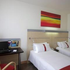 Отель Holiday Inn Express Barcelona City 22@ 3* Стандартный номер с различными типами кроватей