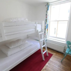 Отель Seadragon Backpackers Кровать в общем номере с двухъярусной кроватью фото 4