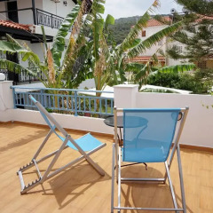 Отель Saronis Hotel Греция, Агистри - отзывы, цены и фото номеров - забронировать отель Saronis Hotel онлайн балкон