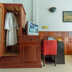 Отель Golden Temple Villa 4* Улучшенный номер с различными типами кроватей