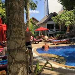 Отель Club Bamboo Boutique Resort & Spa бассейн фото 3