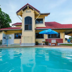 Отель Yellow Villa With Pool In Rawai бассейн фото 3