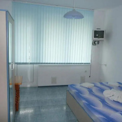 Отель Guest House Dani сейф в номере