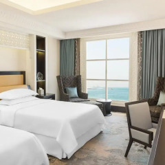 Отель Sheraton Sharjah Beach Resort & Spa 5* Номер Делюкс с различными типами кроватей фото 2