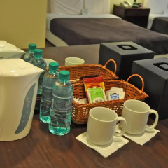 Отель Holiday Resort And Spa Тамунинг в номере