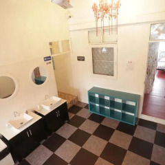 Tiger Lily Hostel Стандартный номер фото 2