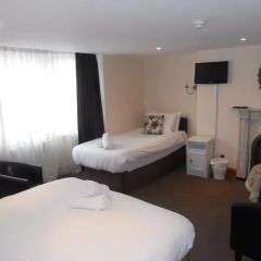 Отель The Old Palace Guest House 3* Стандартный номер с 2 отдельными кроватями фото 2