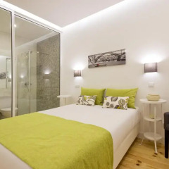 Отель MyStay Porto Bolhão Стандартный номер с различными типами кроватей фото 2