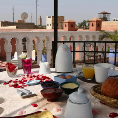 Отель Riad Tahar Oasis Марокко, Марракеш - отзывы, цены и фото номеров - забронировать отель Riad Tahar Oasis онлайн бассейн фото 2