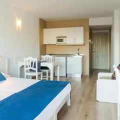 Отель Sol de Alcudia Apartamentos в номере