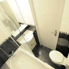 Отель Hipotel Paris Gambetta République ванная