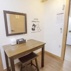 Отель Hi Jun Guesthouse Hongdae удобства в номере фото 2