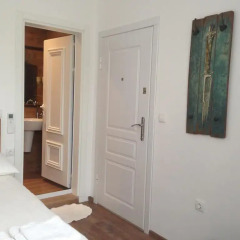Отель Guest Rooms Boutique Varna Болгария, Варна - отзывы, цены и фото номеров - забронировать отель Guest Rooms Boutique Varna онлайн удобства в номере фото 2