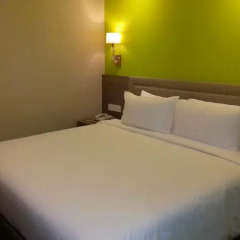 Cosmo Hotel Kuala Lumpur Стандартный номер разные типы кроватей фото 4