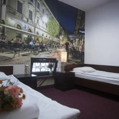 Hostel Flamingo Кровать в общем номере с двухъярусной кроватью фото 13