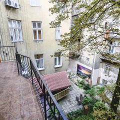 Апартаменты Apartment Saksaganskogo 7 балкон
