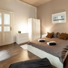 Отель Deak Design Flat комната для гостей фото 2