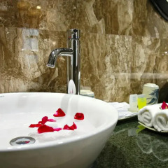 Hoian Sincerity Hotel & Spa 4* Улучшенный номер с различными типами кроватей фото 5