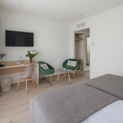 Отель Suisse 3* Улучшенный номер с различными типами кроватей фото 4