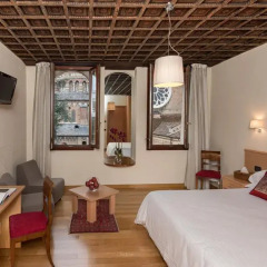 Hotel Casa Del Pellegrino 3* Номер Делюкс фото 5