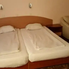 Отель Royal 4* Номер категории Эконом