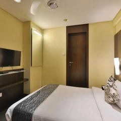Hotel The Golden Oak Raipur комната для гостей фото 3
