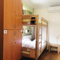 Envoy Hostel Кровать в общем номере с двухъярусной кроватью фото 4