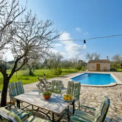 Отель Finca Rafael бассейн