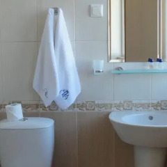 Отель Goodlife Apartments Болгария, Балчик - отзывы, цены и фото номеров - забронировать отель Goodlife Apartments онлайн ванная фото 2