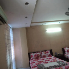 Hoang Yen Nhi Hotel Стандартный номер с различными типами кроватей фото 4