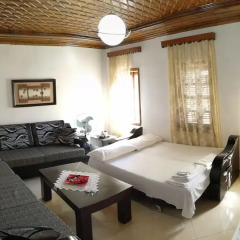 Отель Tomor Shehu Guest House Албания, Берат - отзывы, цены и фото номеров - забронировать отель Tomor Shehu Guest House онлайн комната для гостей фото 3