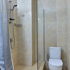 Гостиница Gorizont 32 Mini-Hotel в Ольгинке отзывы, цены и фото номеров - забронировать гостиницу Gorizont 32 Mini-Hotel онлайн Ольгинка ванная фото 2