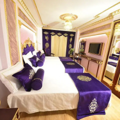 My Golden Hotel в номере