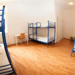 Отель a&o Dresden Hauptbahnhof 2* Кровать в общем номере с двухъярусной кроватью фото 6