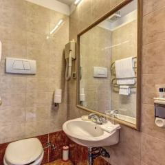 Hotel Giuliana 2* Стандартный номер с различными типами кроватей фото 4