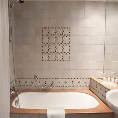 Отель Le Meridien NFis 5* Улучшенный номер с различными типами кроватей фото 6