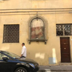 Отель International Student House Florence парковка