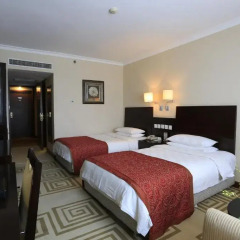 Beijing Continental Grand Hotel 3* Номер Делюкс с различными типами кроватей фото 2