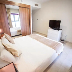 Отель Yanjoon Holiday Homes - Princess Tower комната для гостей фото 4