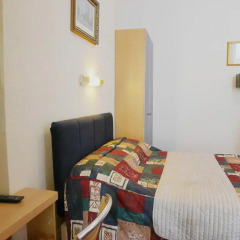 Boston Court Hotel 2* Стандартный номер с различными типами кроватей фото 2