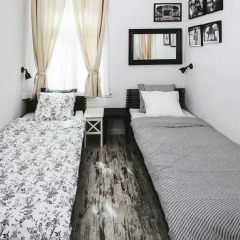 Отель 5 Vintage Guest House 3* Стандартный номер с 2 отдельными кроватями (общая ванная комната) фото 2