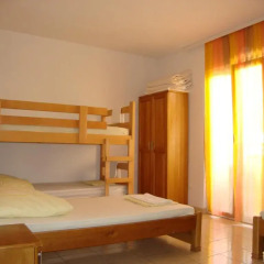 Sun Hostel Budva Стандартный номер с различными типами кроватей фото 3
