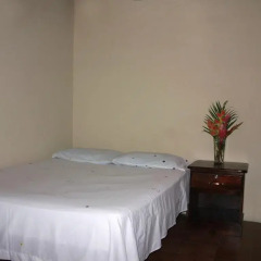 Hotel & Hostal Yaxkin Copan комната для гостей