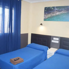 Отель Hostal Numancia Стандартный номер фото 2