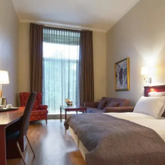 Отель Karl Johan Hotell 3* Стандартный семейный номер с двуспальной кроватью фото 3